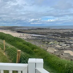 Amazing Holiday With Sea Views Holiday home